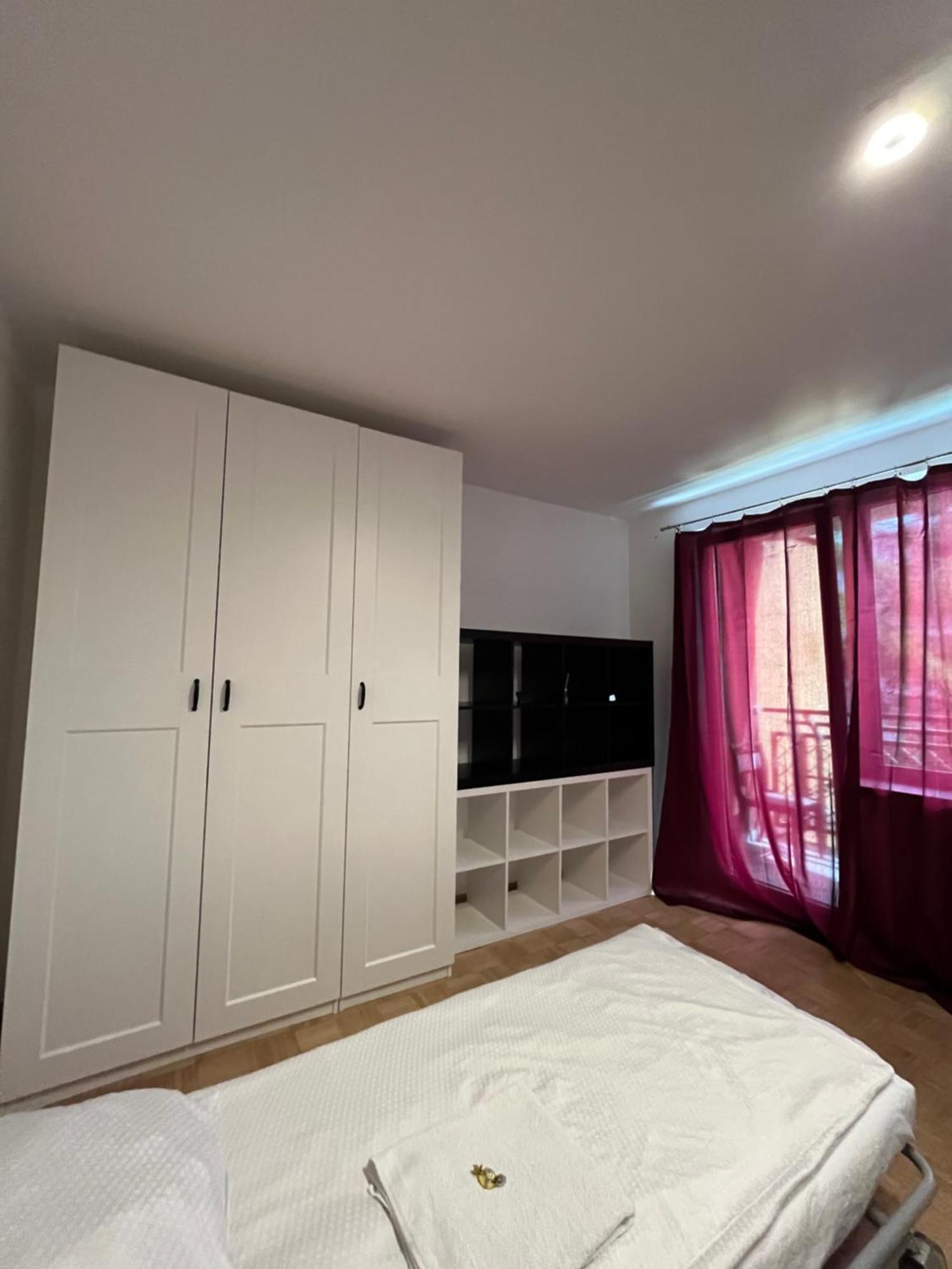 Bema Guest House - City Centre Breslau Zimmer foto